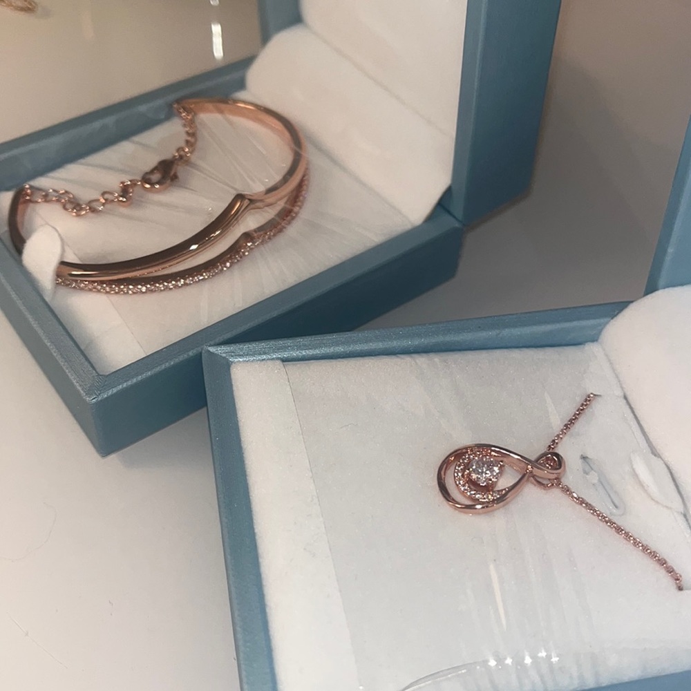 Rose gold bracelet and necklace new in box